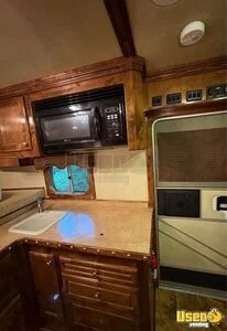 2010 3 Horse Living Quarters Trailer 3-horse Lq Trailer Air Conditioners Texas for Sale