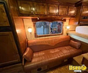 2010 3 Horse Living Quarters Trailer 3-horse Lq Trailer Heating Texas for Sale