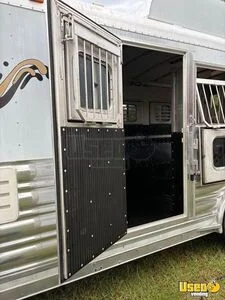 2010 3 Horse Living Quarters Trailer 3-horse Lq Trailer Microwave Texas for Sale