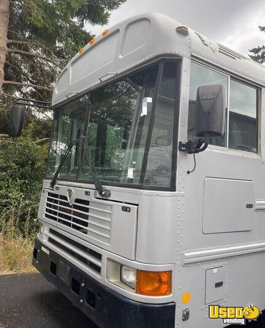 2010 3000 Coach Bus Coach Bus Washington Diesel Engine for Sale