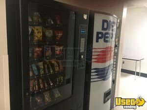 2010 501 And 376 Dixie Narco Soda Machine 8 Maryland for Sale