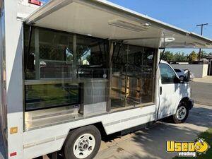 2010 Bakery Food Truck California Gas Engine for Sale