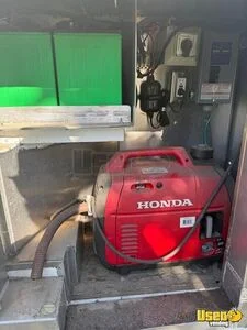 2010 Bakery Food Truck Electrical Outlets California Gas Engine for Sale