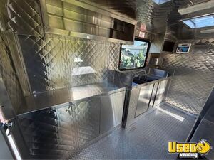 2010 Bakery Food Truck Exterior Lighting California Gas Engine for Sale