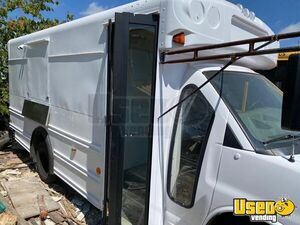 2010 Chevy Express Food Truck All-purpose Food Truck Texas Gas Engine for Sale