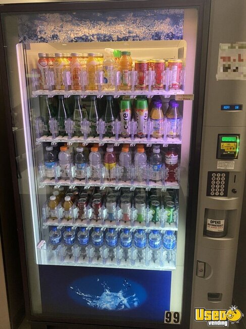 2010 Dixie Narco Soda Machine California for Sale