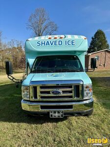2010 E-350 Shaved Ice Truck Snowball Truck Concession Window Tennessee Gas Engine for Sale