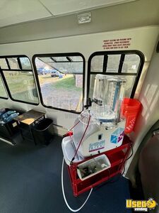2010 E-350 Shaved Ice Truck Snowball Truck Hot Water Heater Tennessee Gas Engine for Sale