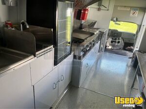 2010 E-450 Kitchen Food Truck All-purpose Food Truck Exhaust Hood California for Sale