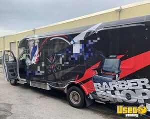 2010 E-450 Mobile Barbershop Mobile Hair & Nail Salon Truck Florida Diesel Engine for Sale