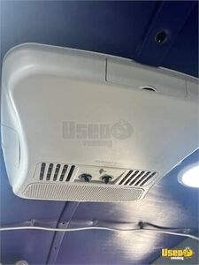 2010 E350 Pet Care / Veterinary Truck Hot Water Heater California Gas Engine for Sale