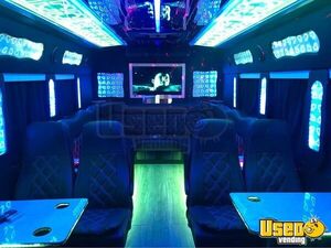 2010 E450 Party Bus Party Bus Multiple Tvs California Diesel Engine for Sale
