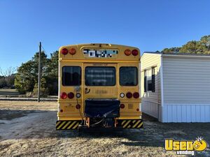 2010 E450 Pet Care / Veterinary Truck Propane Tank South Carolina Diesel Engine for Sale