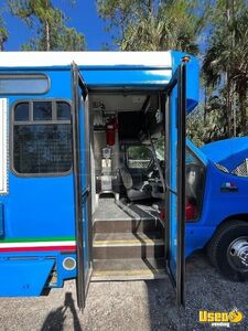 2010 E450 Pizza Food Truck Cabinets Florida Diesel Engine for Sale