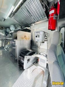 2010 E450 Pizza Food Truck Fryer Florida Diesel Engine for Sale