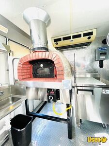2010 E450 Pizza Food Truck Pizza Oven Florida Diesel Engine for Sale