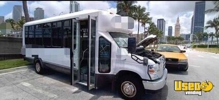 2010 E450 Shuttle Bus Shuttle Bus Florida Gas Engine for Sale