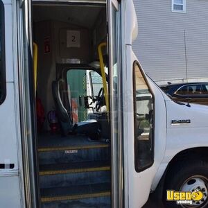 2010 E450 Shuttle Bus Transmission - Automatic New York Gas Engine for Sale