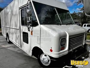 Ready to Convert - 2010 26' Ford E450 Step Van DIY Mobile Unit for Sale in Florida!