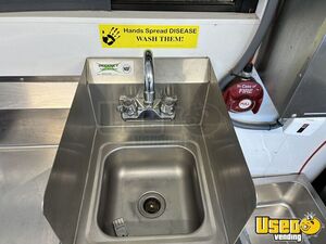 2010 Ecoline E350 All-purpose Food Truck Hand-washing Sink Colorado Gas Engine for Sale