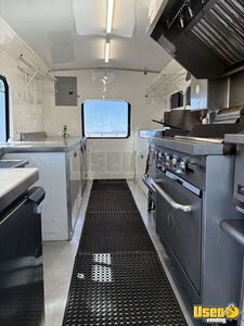 2010 Ecoline E350 All-purpose Food Truck Transmission - Automatic Colorado Gas Engine for Sale