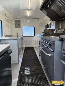 2010 Ecoline E350 All-purpose Food Truck Transmission - Automatic Colorado Gas Engine for Sale