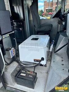 2010 Econoline E350 All-purpose Food Truck Reach-in Upright Cooler Virginia Gas Engine for Sale