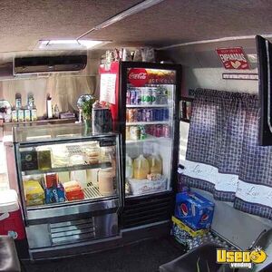 2010 Econoline Food Vending Truck All-purpose Food Truck 9 New York Diesel Engine for Sale