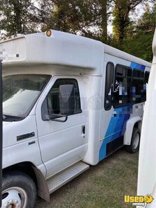 2010 Econoline Shuttle Bus Shuttle Bus Sound System Georgia Gas Engine for Sale