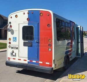 2010 Express 3500 Shuttle Bus Shuttle Bus Exterior Lighting Texas Diesel Engine for Sale
