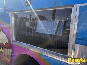 2010 F350 Stepvan Food Truck All-purpose Food Truck Concession Window Florida Gas Engine for Sale