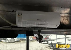 2010 F350 Stepvan Food Truck All-purpose Food Truck Upright Freezer Florida Gas Engine for Sale