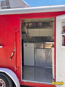 2010 Food Trailer Kitchen Food Trailer Air Conditioning Texas for Sale
