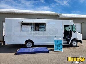 2010 Food Truck All-purpose Food Truck Air Conditioning Wyoming Diesel Engine for Sale