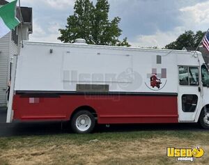 2010 Freightliner All-purpose Food Truck Exterior Customer Counter Pennsylvania Diesel Engine for Sale