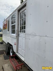 2010 Gooseneck Food Concession Trailer Kitchen Food Trailer Insulated Walls Tennessee for Sale