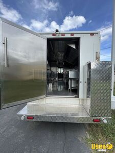 2010 Kitchen Food Truck All-purpose Food Truck Propane Tank Texas Gas Engine for Sale