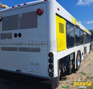 2010 Low Floor Bus Food Truck All-purpose Food Truck Air Conditioning Michigan Diesel Engine for Sale