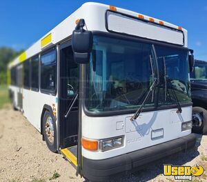 2010 Low Floor Bus Food Truck All-purpose Food Truck Michigan Diesel Engine for Sale