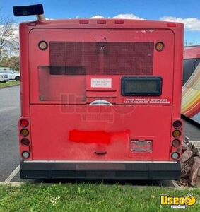 2010 Low Floor Coach Bus 6 New Jersey Diesel Engine for Sale