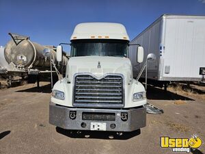 2010 Mack Semi Truck Texas for Sale