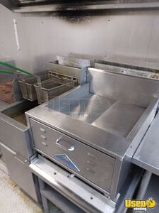2010 Midd Concession Trailer Kitchen Food Trailer Diamond Plated Aluminum Flooring Kentucky for Sale