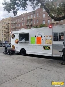 2010 Mt45 All-purpose Food Truck Air Conditioning New York Diesel Engine for Sale