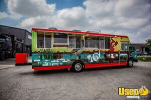 2010 Mt45 All-purpose Food Truck Air Conditioning Texas Diesel Engine for Sale