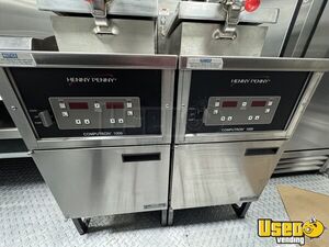 2010 Mt45 All-purpose Food Truck Exterior Customer Counter Pennsylvania Diesel Engine for Sale