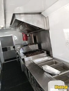 2010 Mt45 All-purpose Food Truck Floor Drains New York Diesel Engine for Sale