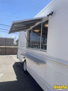 2010 Mt45 All-purpose Food Truck Insulated Walls Texas Diesel Engine for Sale