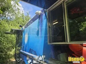 2010 Mt45 All-purpose Food Truck Insulated Walls Texas Diesel Engine for Sale