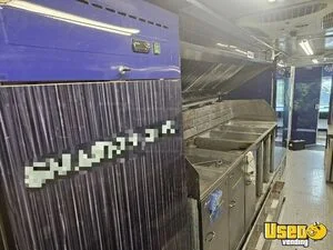 2010 Mt45 All-purpose Food Truck Interior Lighting Texas Diesel Engine for Sale