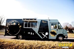 2010 Mt45 All-purpose Food Truck Pennsylvania Diesel Engine for Sale